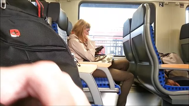 猩红色悲伤的爱奴隶醒来 性爱高清视频印度