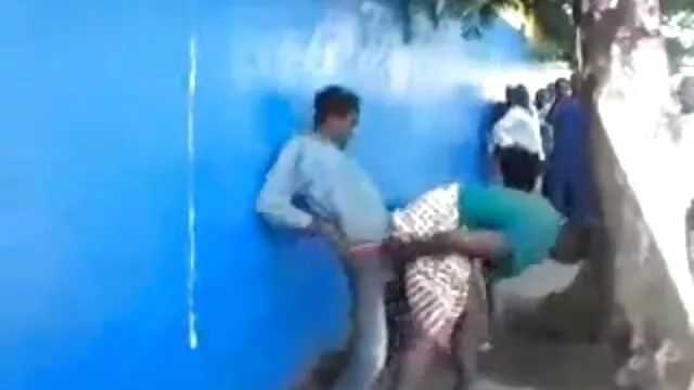 奴隶迪裂缝2. 印度模型性 部分720p