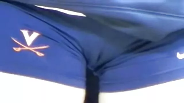 在酒吧-紫罗兰梦露-720p 性爱视频印度德西