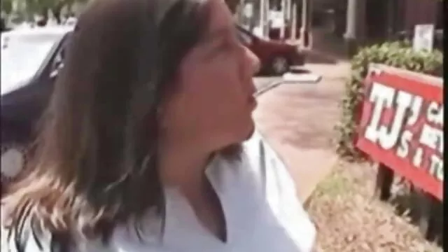 口完整部周一，720p 印度色情与印地语音频