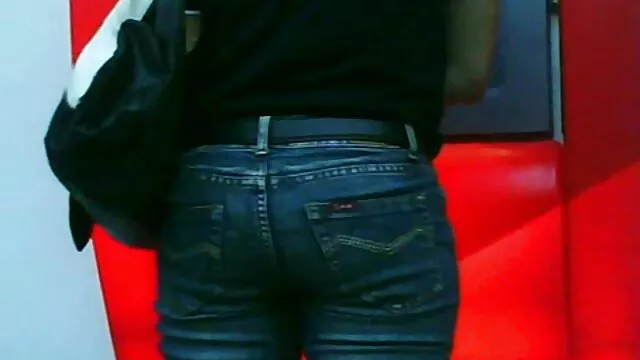 陷入树林2。 第2部分 印度全高清性别的视频