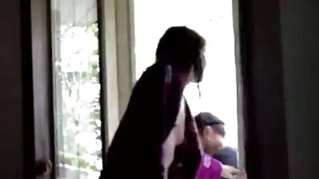 露西洛维特（星期二，尖叫) 印度美丽的女孩性别的视频