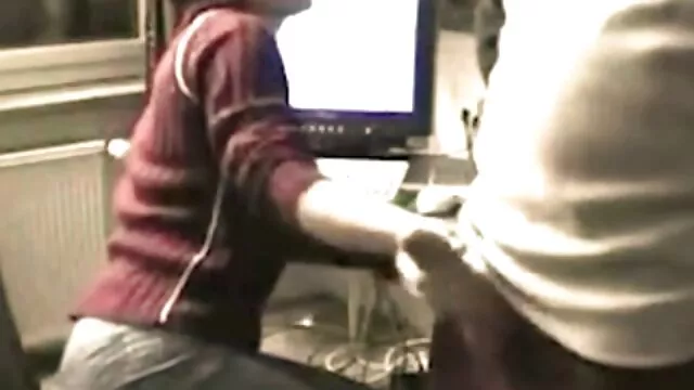 Go-Kel鲍伊-保持Kel1。 B部分 学校的女孩做爱的印度